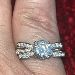 Brand New Size 5 Moissanite 1.0 carat Ring